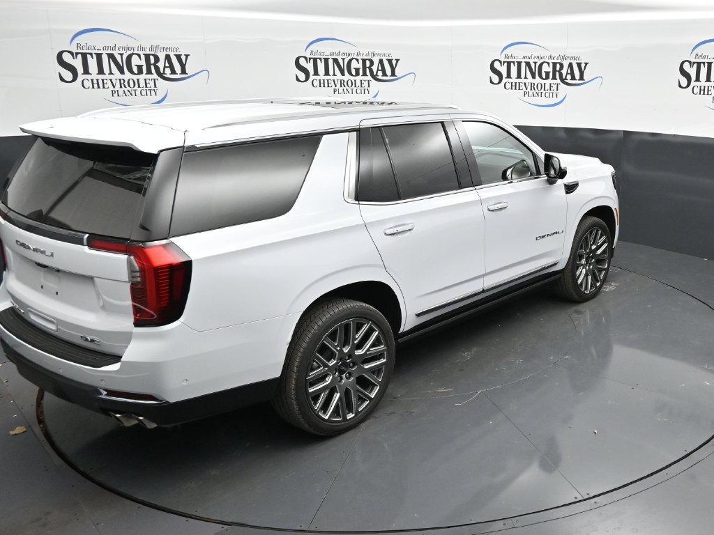 Used 2026 GMC Yukon Denali Ultimate w/ LPO, Floor Liner Package AWD/4WD image 24