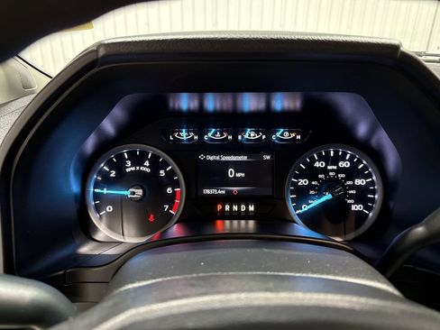 Used 2021 Ford F250 XLT w/ XLT Premium Package image 11