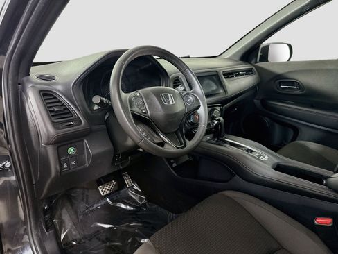 Used 2019 Honda HR-V Sport image 23