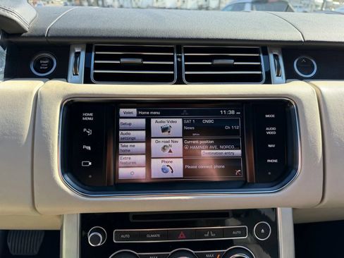 Used 2014 Land Rover Range Rover HSE AWD/4WD image 24