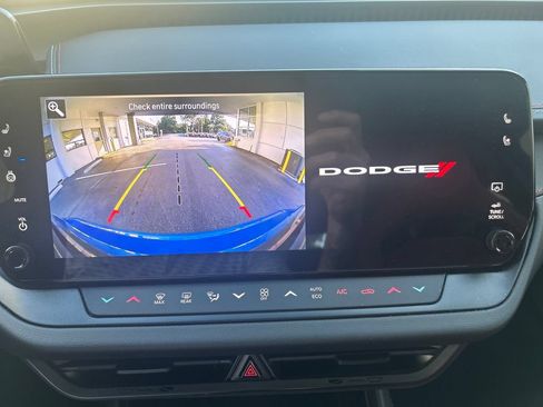 Used 2025 Dodge Charger Daytona Scat Pack w/ Track Pack AWD/4WD image 25
