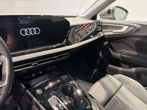 Used 2025 Audi A5 2.0T Premium Plus w/ Premium Plus image 13