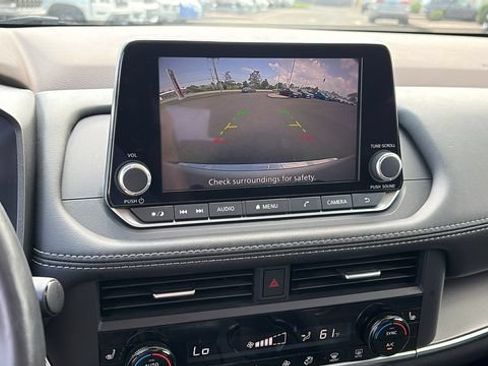 Certified 2023 Nissan Rogue SV w/ SV Premium B Package AWD/4WD image 21