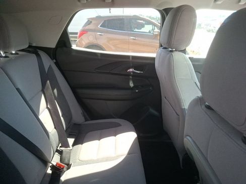 Certified 2025 Chevrolet TrailBlazer LT AWD/4WD image 12