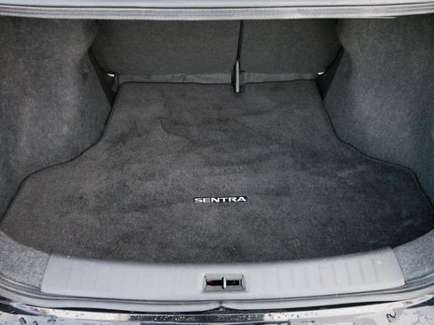 Used 2017 Nissan Sentra S w/ S Style Package image 18