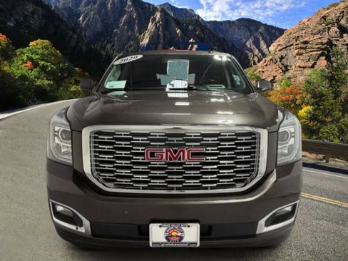 Used 2020 GMC Yukon Denali AWD/4WD image 3