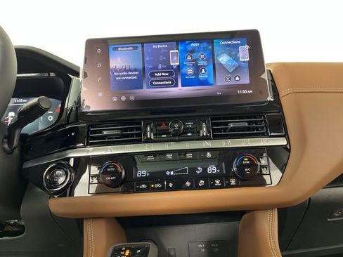 New 2026 Nissan Pathfinder Platinum image 24