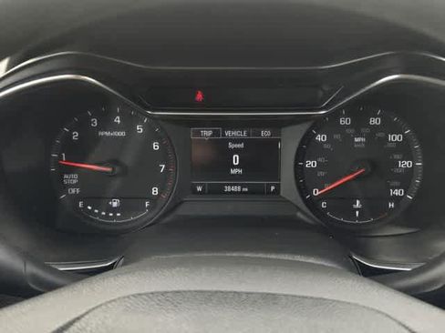 Used 2022 Chevrolet TrailBlazer LT w/ Confidence II Package FWD image 17