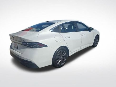 New 2026 Nissan Sentra SL FWD image 6