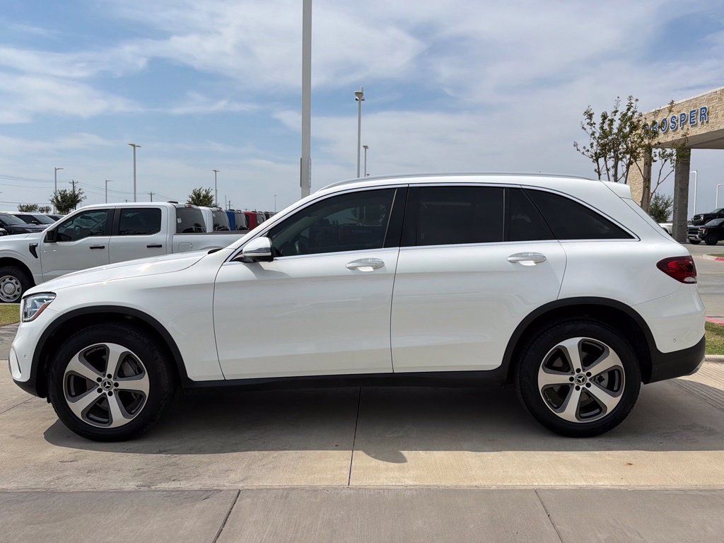 Used 2022 Mercedes-Benz GLC 300 w/ Premium Package Lite image 9