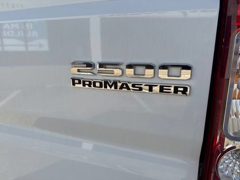 Used 2025 RAM ProMaster 2500 w/ Convenience Group FWD image 6