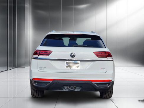 Used 2021 Volkswagen Atlas Cross Sport SEL Premium image 31