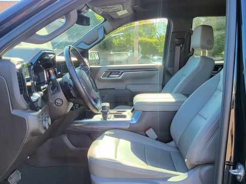 Used 2024 Chevrolet Silverado 1500 LTZ w/ Z71 Off-Road Package AWD/4WD image 26