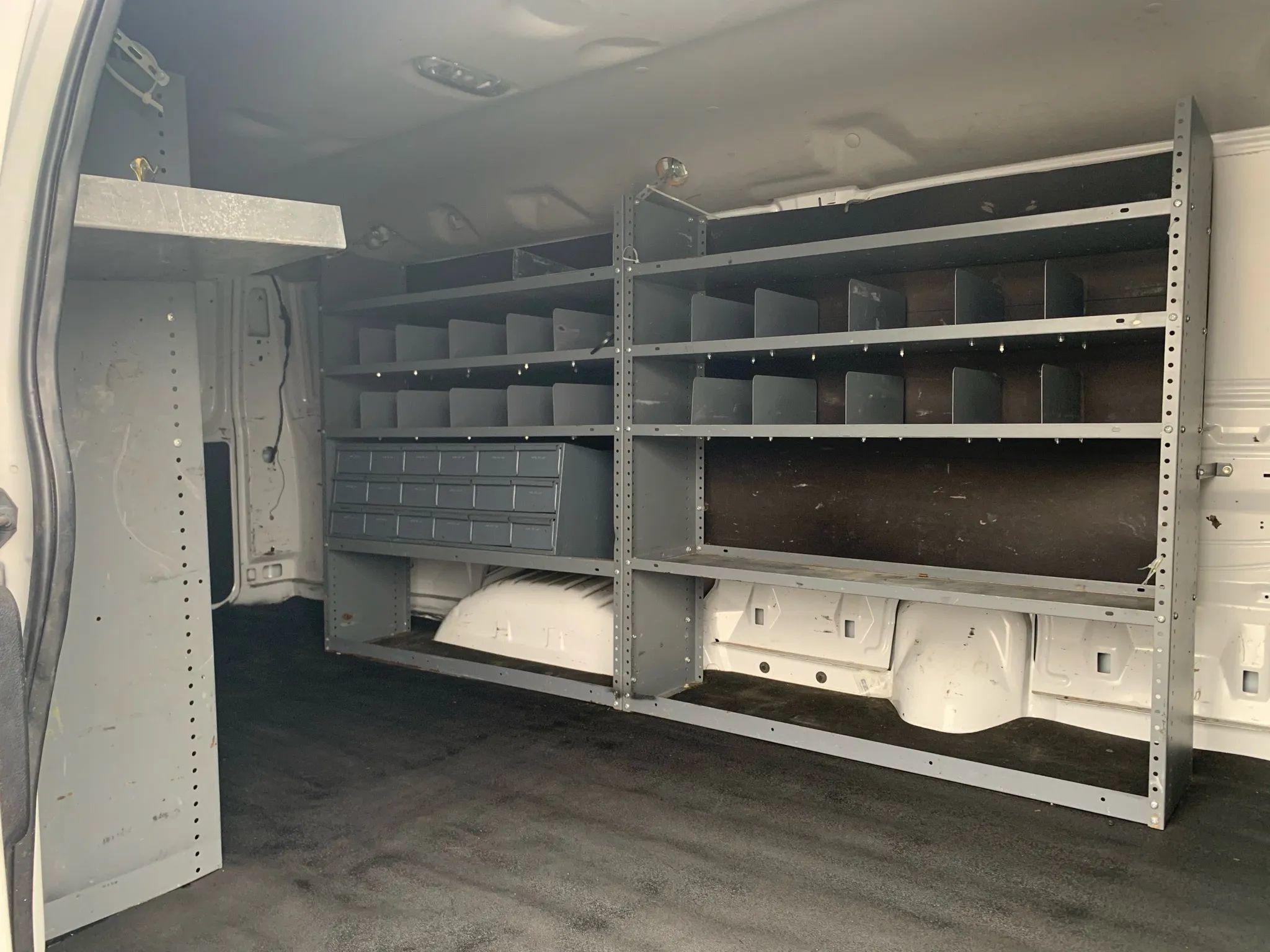 Used 2014 Ford E-350 and Econoline 350 Extended Super Duty w/ Insulation Package RWD image 22