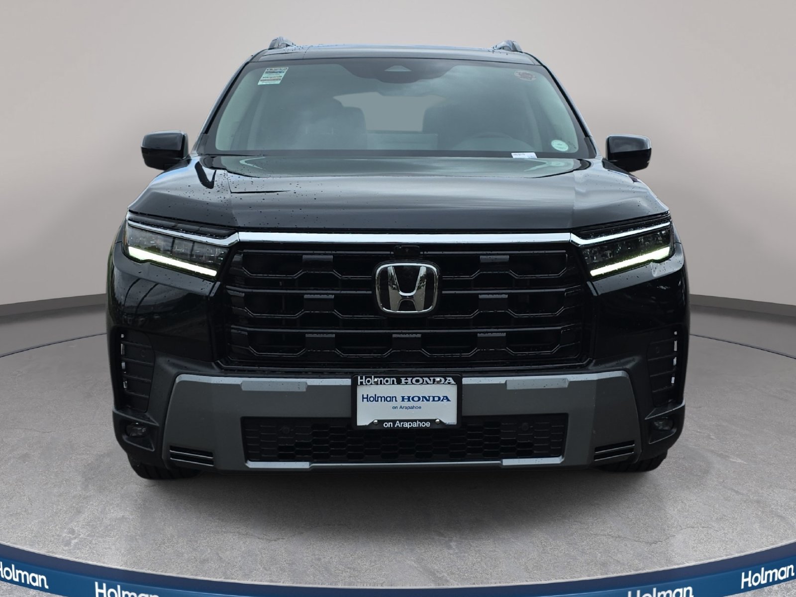 New 2026 Honda Pilot Touring image 2