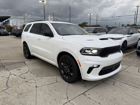 Used 2023 Dodge Durango GT RWD image 2