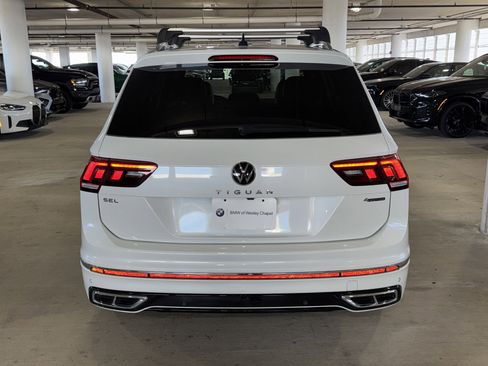 Used 2024 Volkswagen Tiguan SEL R-Line image 7