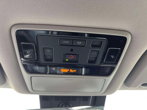 Used 2024 Toyota Grand Highlander Platinum image 32