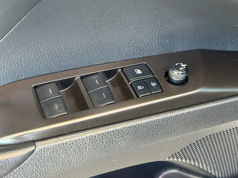 Certified 2021 Toyota Camry SE w/ Carpet Mat Package (TMS) FWD image 14