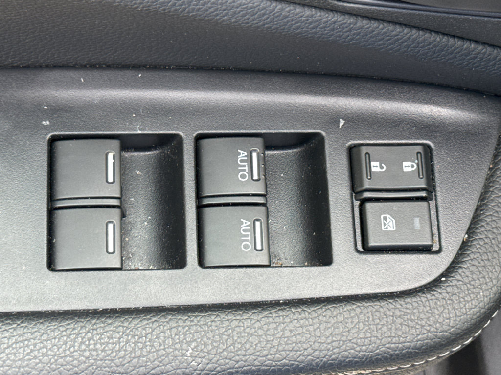 Certified 2025 Honda Passport EX-L image 15