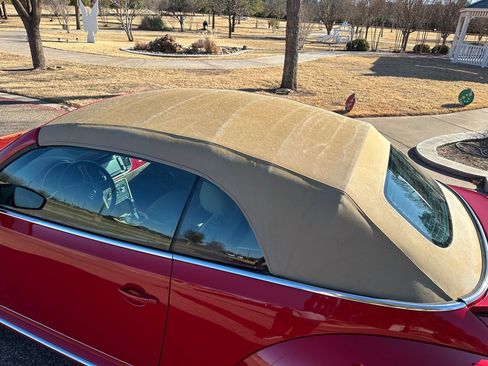 Used 2014 Volkswagen Beetle 2.5 image 14