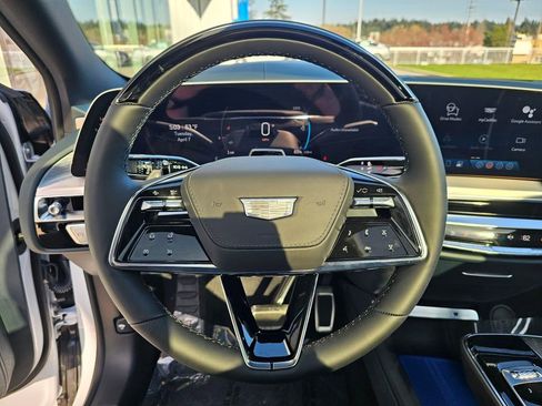 New 2026 Cadillac Lyriq Signature Sport w/ Nappa Leather Package image 24