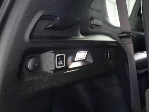 Used 2022 Jeep Grand Cherokee L Laredo image 35