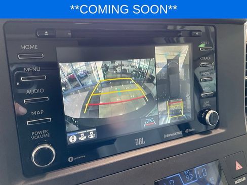 Used 2018 Toyota Sienna Limited Premium AWD/4WD image 16