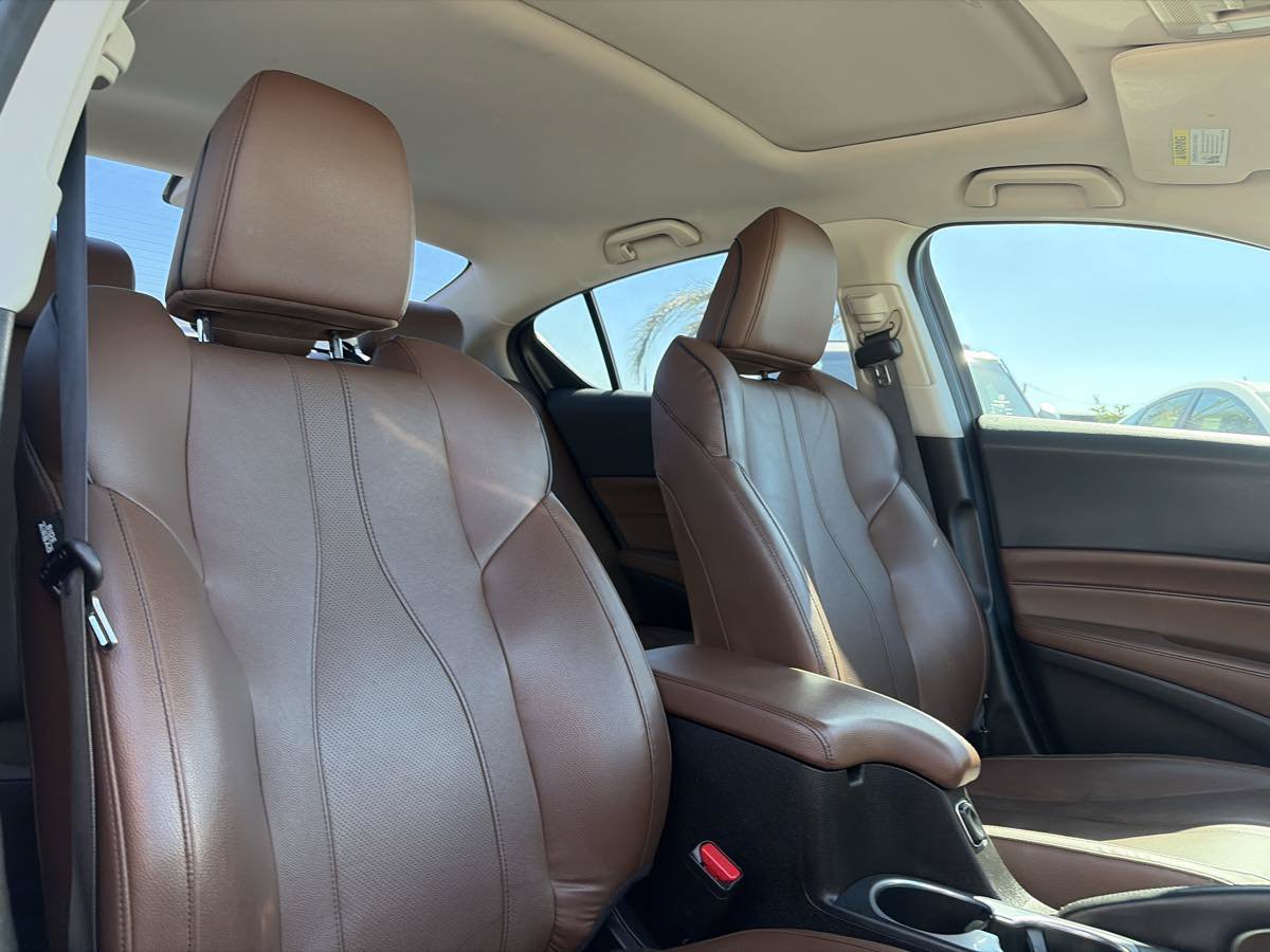 Used 2019 Acura ILX w/ Technology Package FWD image 26