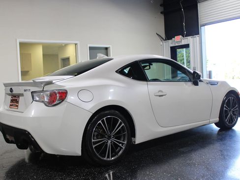 Used 2015 Subaru BRZ Limited w/ Popular Package #1B RWD image 3