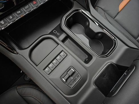 New 2026 GMC Sierra 2500 AT4 w/ AT4 Premium Plus Package AWD/4WD image 16