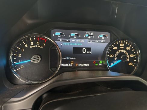 Used 2016 Ford F150 Lariat image 13