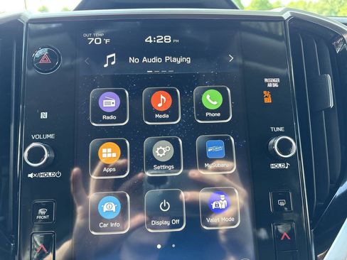 Used 2023 Subaru Ascent Limited AWD/4WD image 19