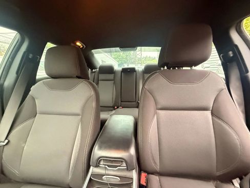 Used 2016 Dodge Charger SE w/ Popular Equipment Group RWD image 25