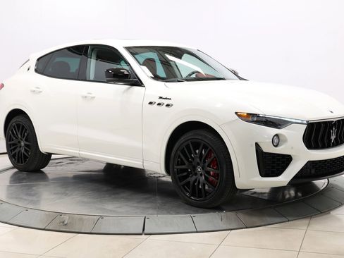 Used 2022 Maserati Levante Modena AWD/4WD image 96