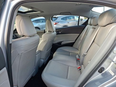 Used 2018 Acura ILX image 10