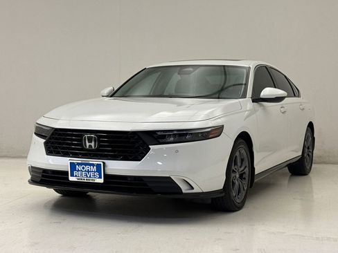 Certified 2024 Honda Accord EX-L image 2
