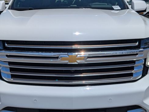 Certified 2023 Chevrolet Tahoe High Country AWD/4WD image 10