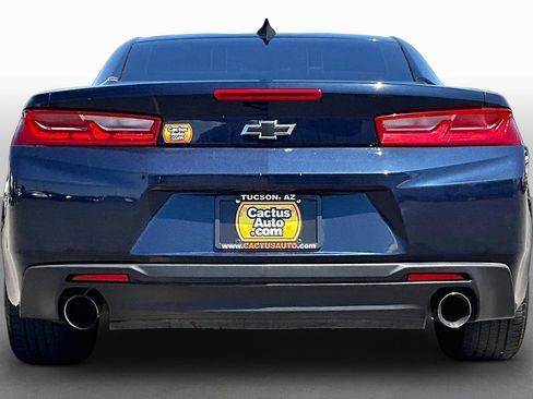 Used 2016 Chevrolet Camaro LT RWD image 4
