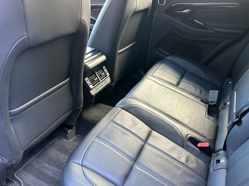 Certified 2022 Land Rover Range Rover Evoque R-Dynamic SE image 26