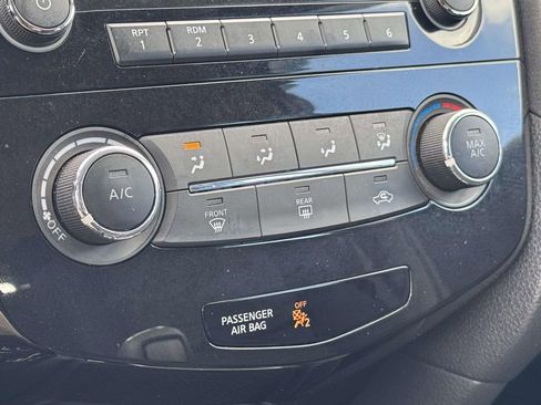 Used 2017 Nissan Rogue S AWD/4WD image 20