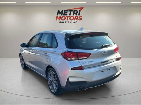 Used 2019 Hyundai Elantra GT N Line image 9