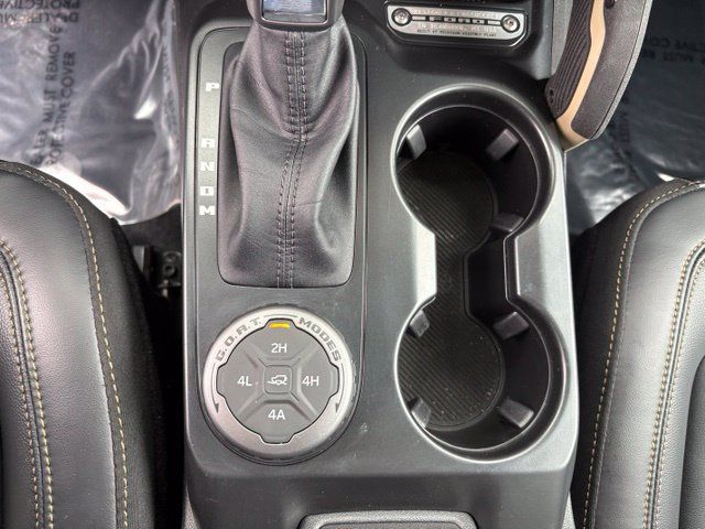 Used 2026 Ford Bronco Badlands AWD/4WD image 32