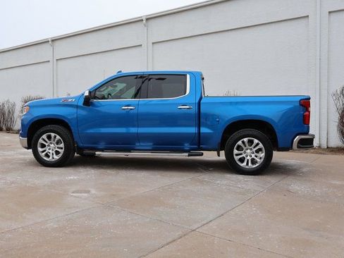 Used 2022 Chevrolet Silverado 1500 LTZ w/ LTZ Premium Package AWD/4WD image 4