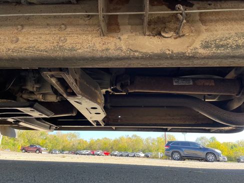 Used 2005 GMC Sierra 3500 SLT w/ Heavy-Duty Power Package image 16