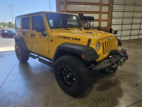 Used 2015 Jeep Wrangler Unlimited Rubicon AWD/4WD image 10