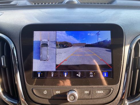 Used 2024 Chevrolet Equinox RS image 18