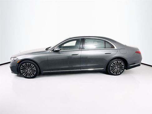 Used 2024 Mercedes-Benz S 580e 4MATIC Sedan image 29