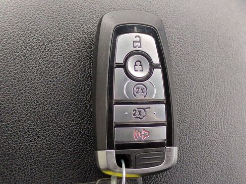 Used 2022 Ford Edge ST w/ Equipment Group 401A image 32