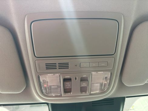 Used 2021 Honda CR-V EX-L image 30
